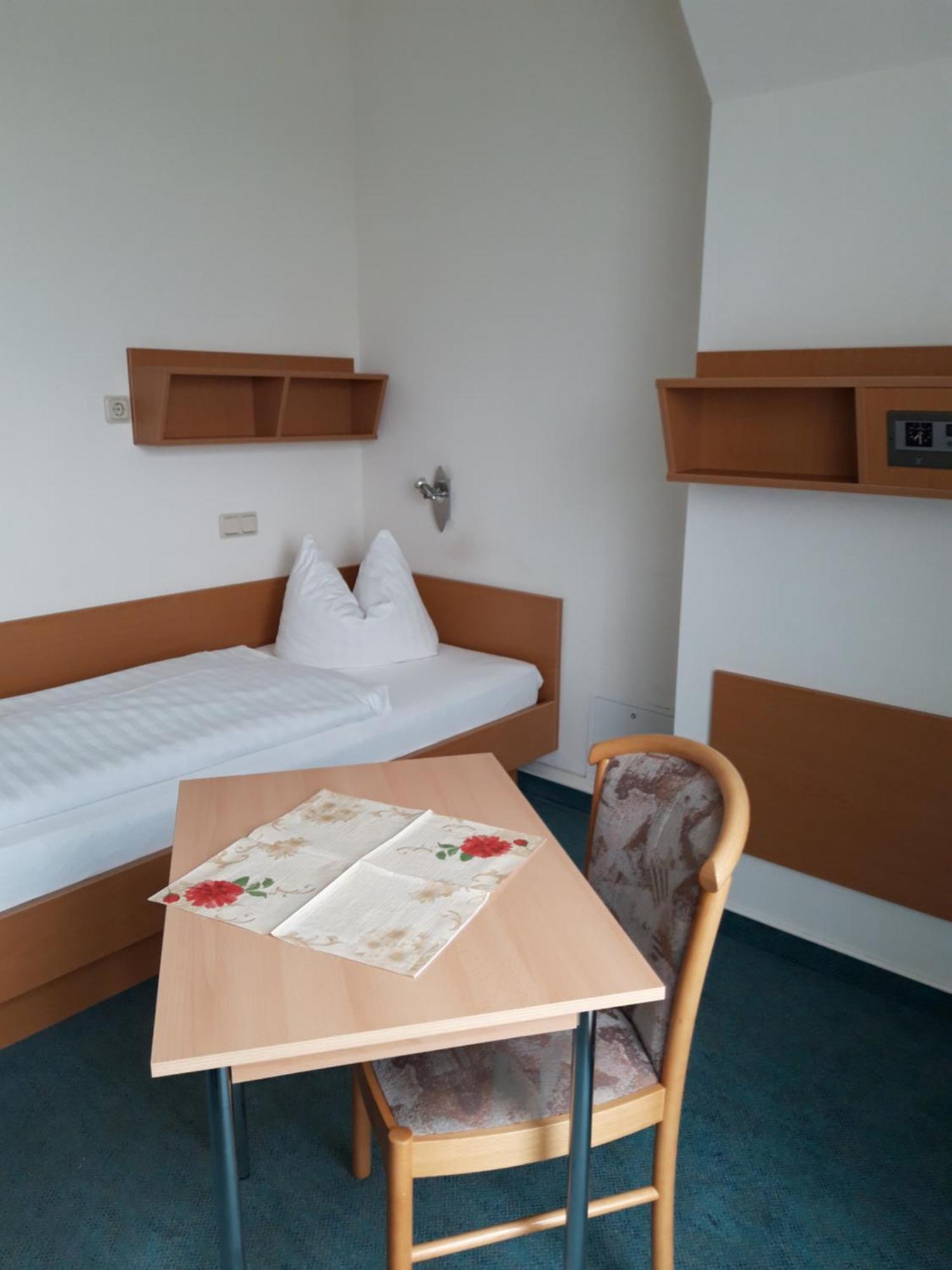 Hotel Zum Sportforum Blankenburg  Bilik gambar